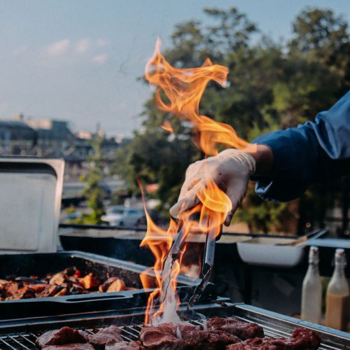 باربیکیو گازی یا ذغالی؛ راهنمای جامع انتخاب و خرید بهترین باربیکیو